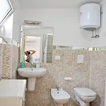 Santos Bed & Breakfast 3*