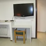 Alojamento de Acomodação e Pequeno-almoço Santos Bari